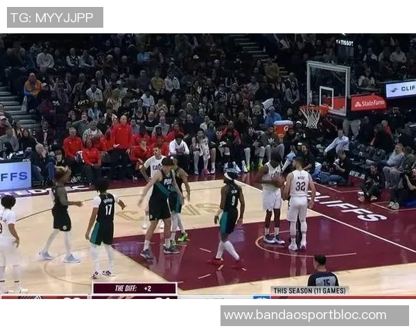 加兰表现平平14投6中贡献15分5篮板10助攻5失误球队状态堪忧