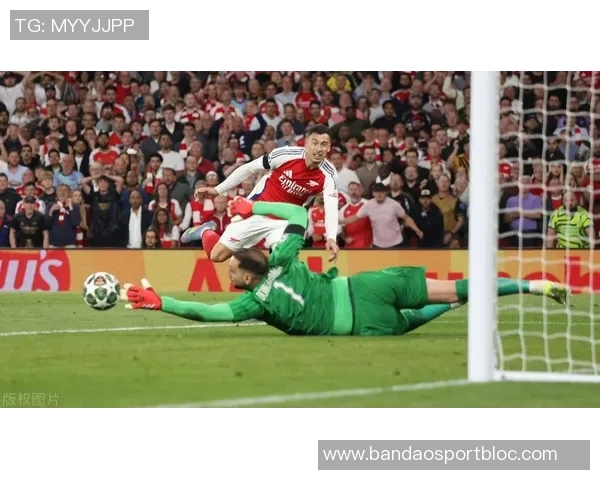 曼城门将长传比例激增至42瓜帅看中多纳鲁马扑救能力强大